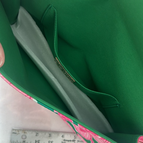 Lilly Pulitzer clutch. New - Picture 5 of 5